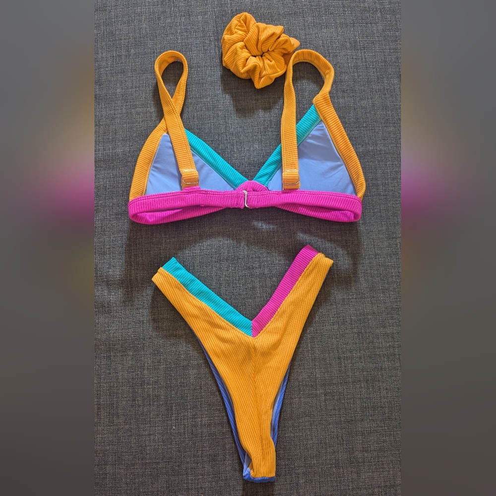 OneOne Colorful Bikini - Picture 2 of 10